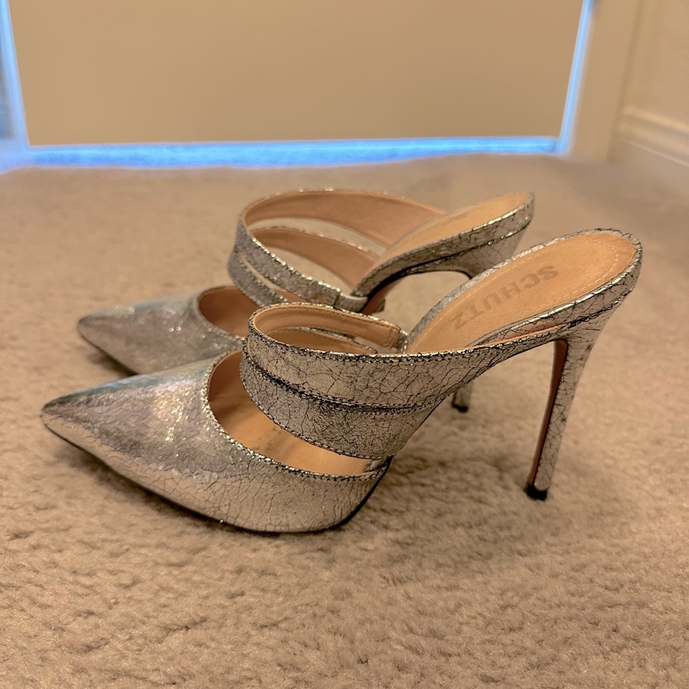 Schutz Silver strappy heels - Sz 7.5